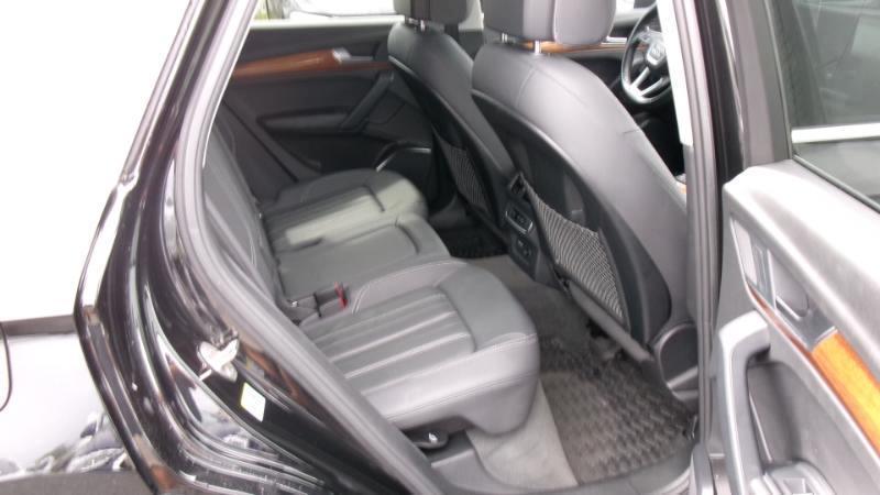 Audi Q5 2.0T Premium quattro 2023
