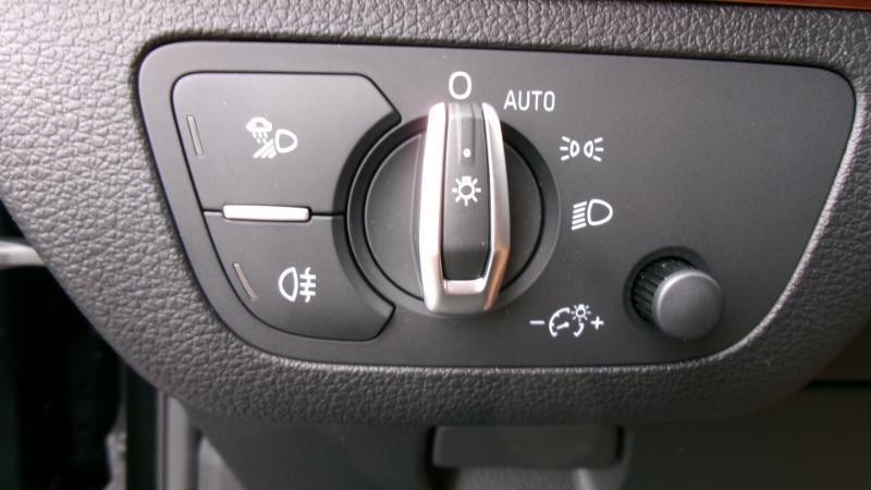 Audi Q5 2.0T Premium quattro 2023