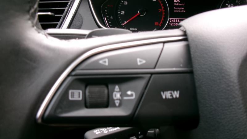 Audi Q5 2.0T Premium quattro 2023