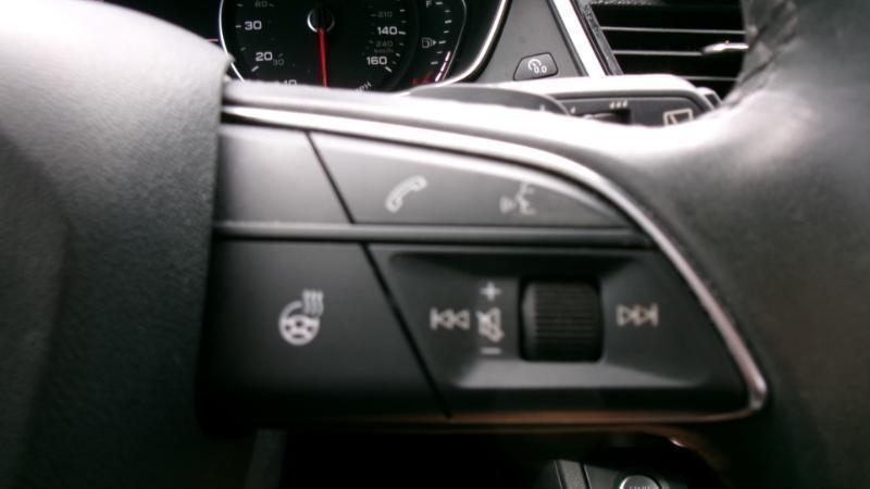 Audi Q5 2.0T Premium quattro 2023