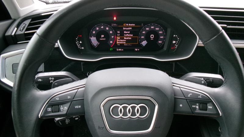 Audi Q3 S line Premium quattro 2024