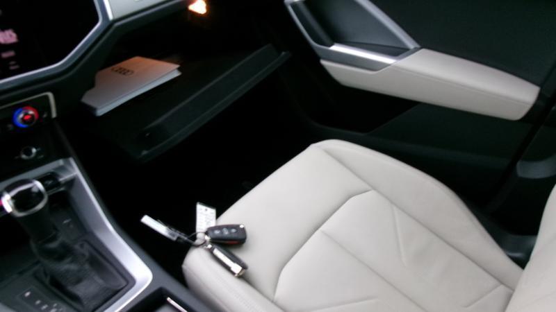 Audi Q3 S line Premium quattro 2024