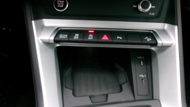 Audi Q3 S line Premium quattro 2024