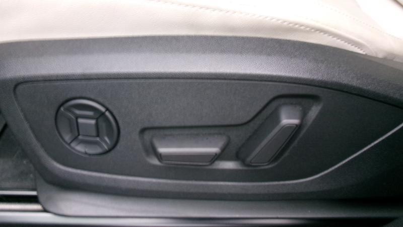 Audi Q3 S line Premium quattro 2024
