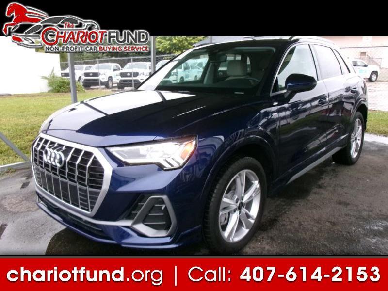 Audi Q3 S line Premium quattro 2024
