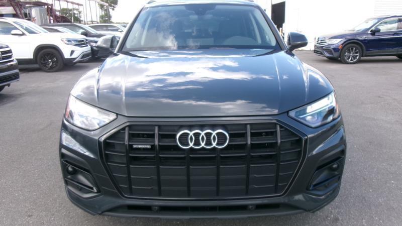 Audi Q5 2.0T Premium quattro 2025