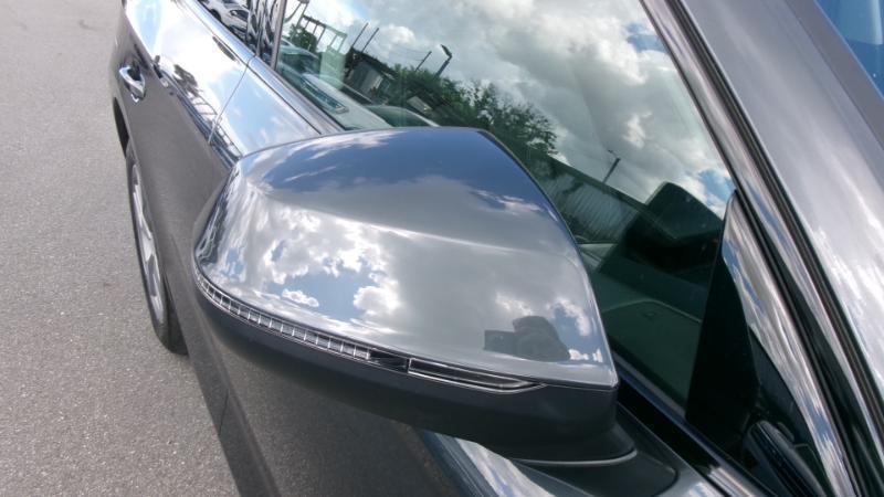 Audi Q5 2.0T Premium quattro 2025