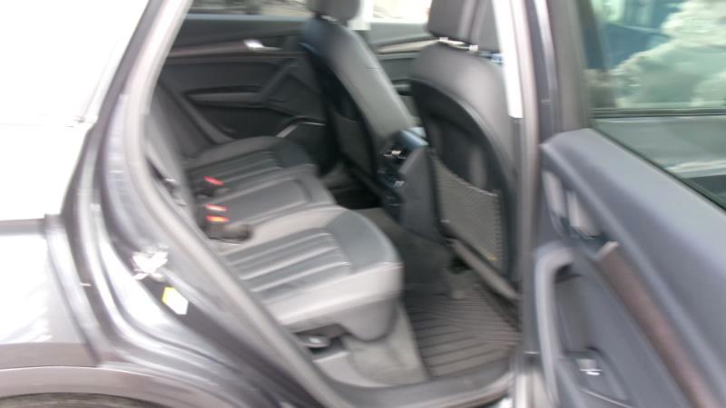 Audi Q5 2.0T Premium quattro 2025