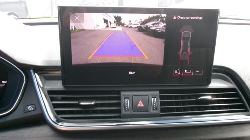 Audi Q5 2.0T Premium quattro 2025