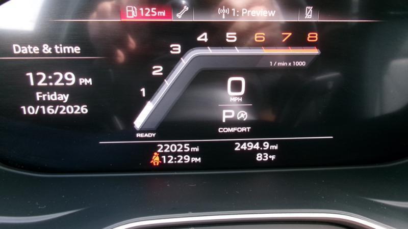 Audi Q5 2.0T Premium quattro 2025