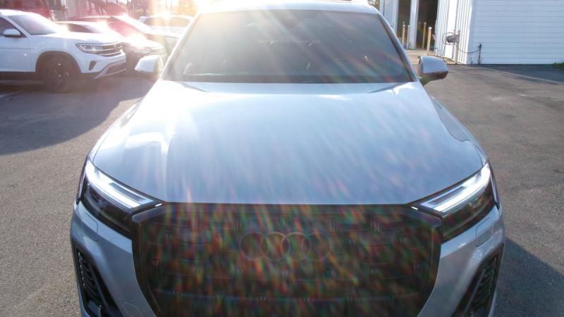 Audi Q7 Premium Plus 45 TFSI quattro 2025