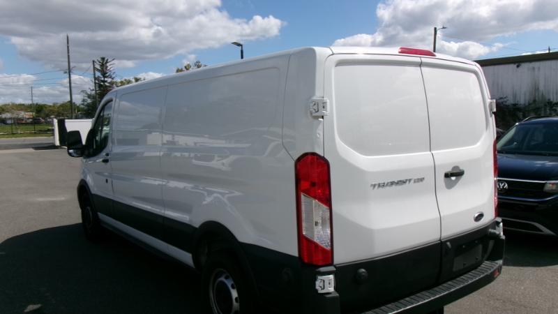 Ford Transit 250 Van Low Roof w/Sliding Pass. 130-in. WB 2020