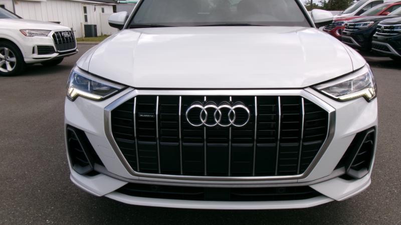 Audi Q3 S line Premium Plus quattro 2023