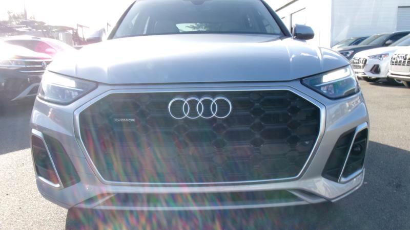 Audi Q5 2.0T Premium quattro 2023