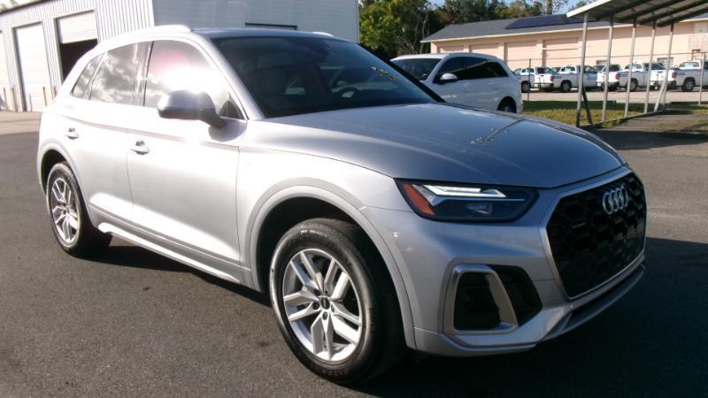 Audi Q5 2.0T Premium quattro 2023