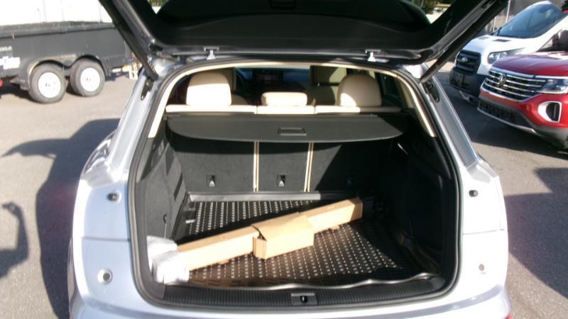 Audi Q5 2.0T Premium quattro 2023