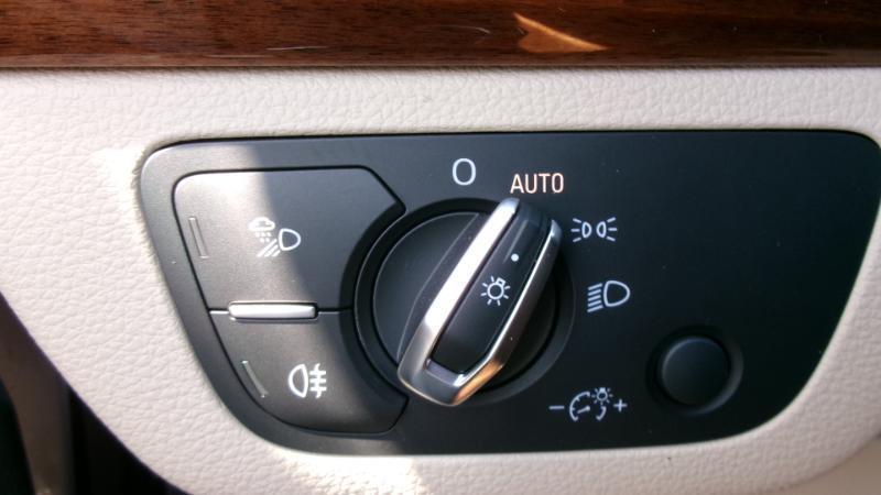 Audi Q5 2.0T Premium quattro 2023