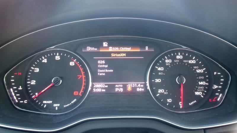 Audi Q5 2.0T Premium quattro 2023