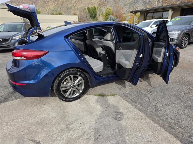 Hyundai Elantra Limited 2018 Hyundai Elantra Limited 2018