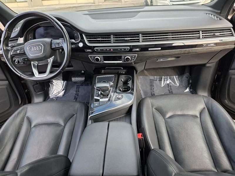 Audi Q7 3.0 Premium Plus quattro 2017 Audi Q7 3.0 Premium Plus quattro 2017