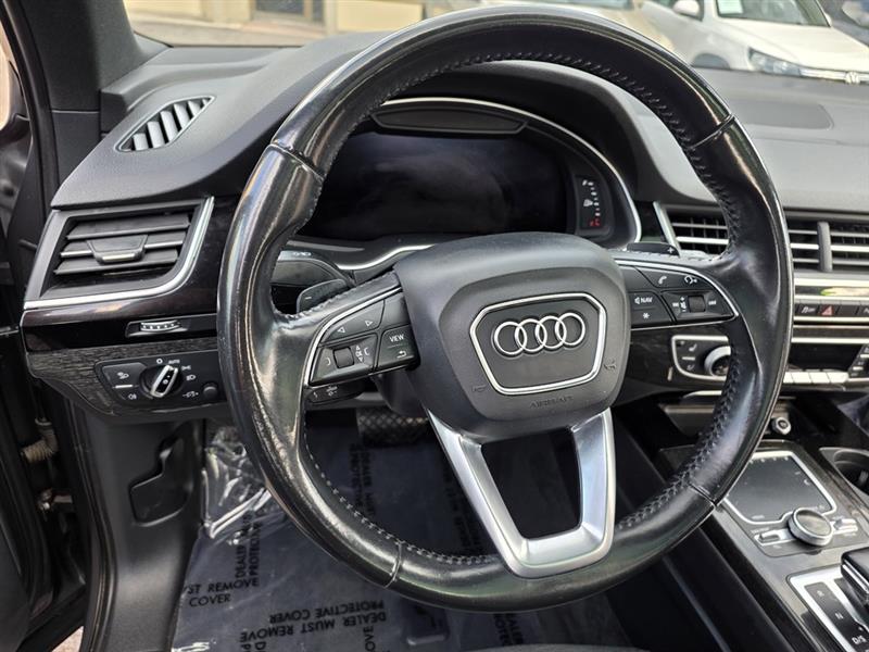 Audi Q7 3.0 Premium Plus quattro 2017 Audi Q7 3.0 Premium Plus quattro 2017