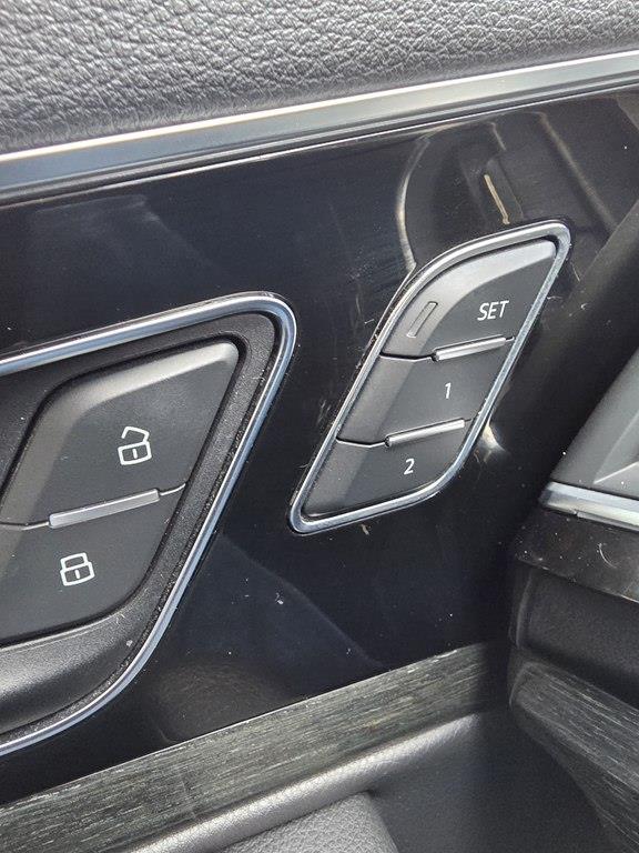 Audi Q7 3.0 Premium Plus quattro 2017 Audi Q7 3.0 Premium Plus quattro 2017