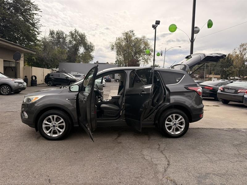 Ford Escape SE 4WD 2017 Ford Escape SE 4WD 2017