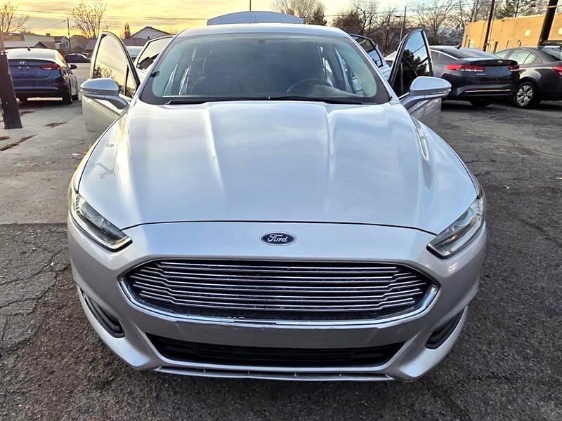Ford Fusion SE 2013