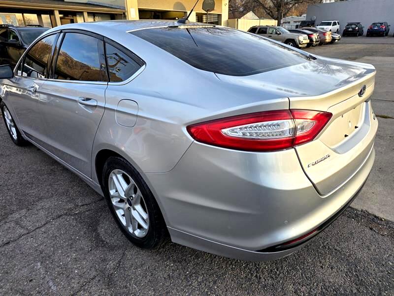 Ford Fusion SE 2013