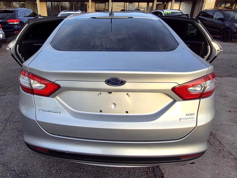 Ford Fusion SE 2013