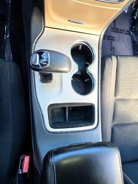 Jeep Grand Cherokee Laredo 4WD 2015