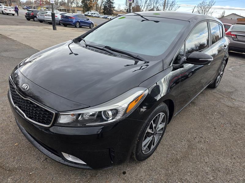 Kia Forte 5-Door EX 2017