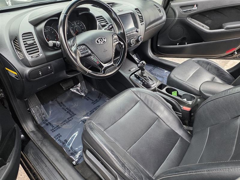 Kia Forte 5-Door EX 2017