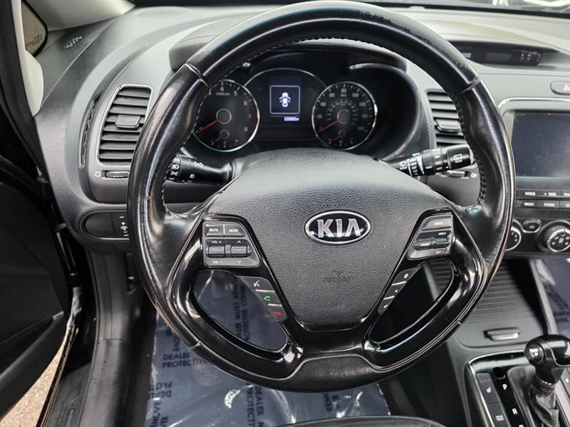 Kia Forte 5-Door EX 2017