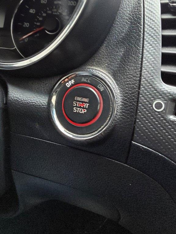 Kia Forte 5-Door EX 2017