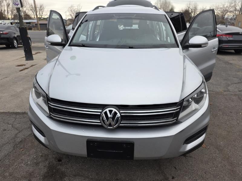 Volkswagen Tiguan S 4Motion 2018