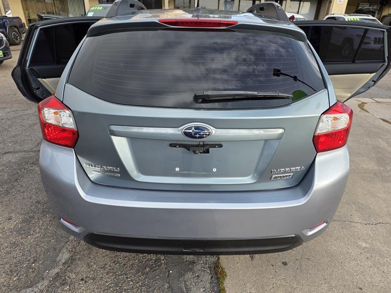 Subaru Impreza 2.0i Sport Premium 2012