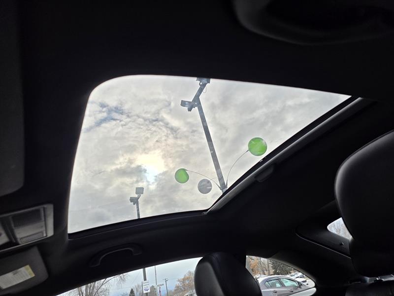 Volkswagen Beetle 2.0T Turbo 2013