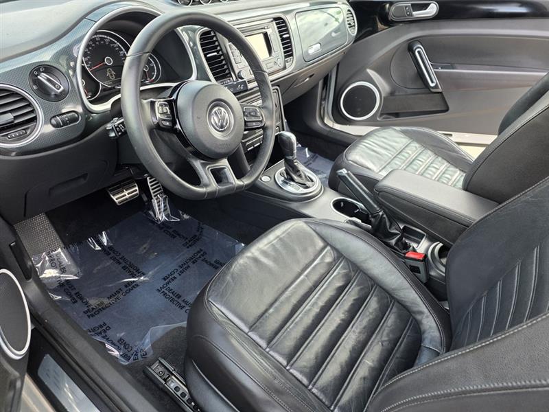 Volkswagen Beetle 2.0T Turbo 2013