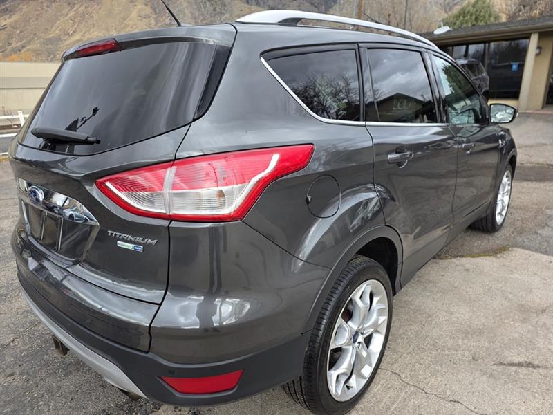 Ford Escape Titanium 4WD 2015