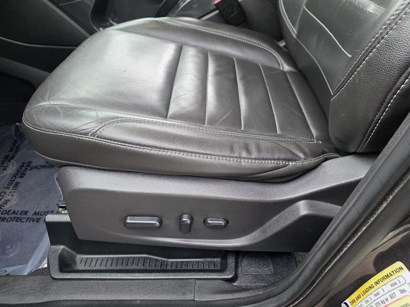 Ford Escape Titanium 4WD 2015