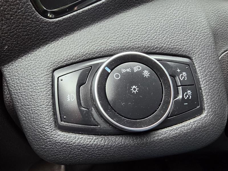 Ford Escape Titanium 4WD 2015