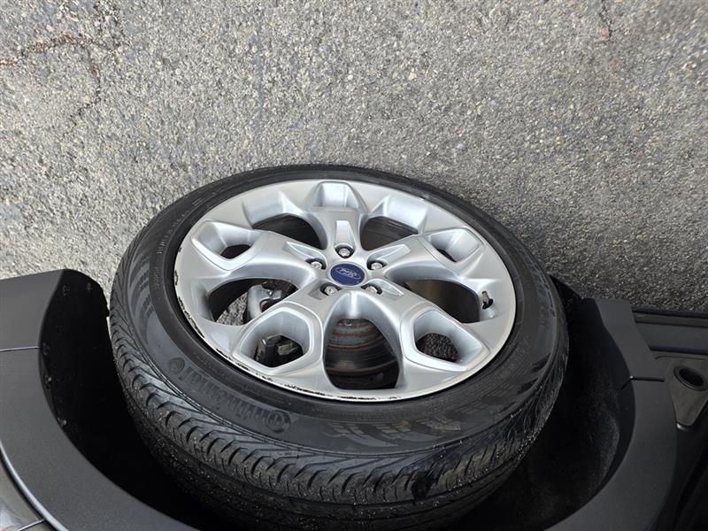 Ford Escape Titanium 4WD 2015