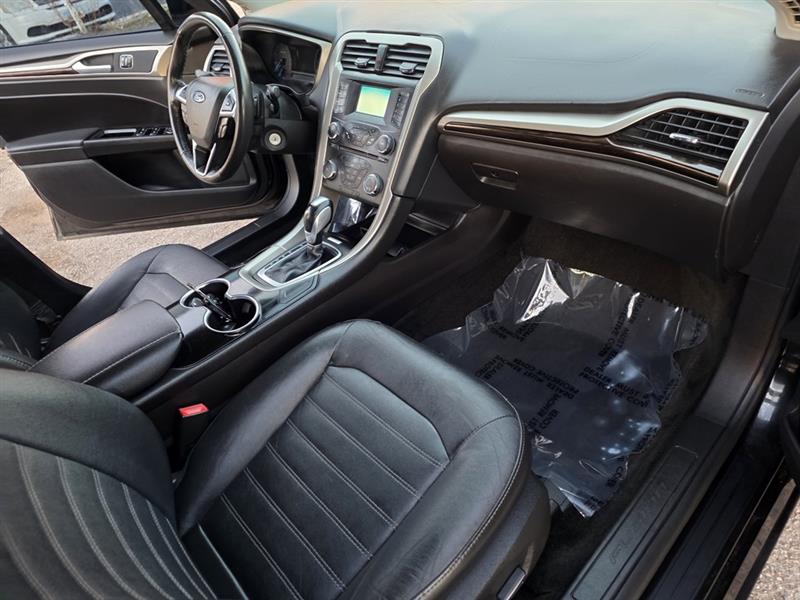 Ford Fusion SE AWD 2015