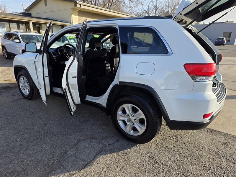 Jeep Grand Cherokee Laredo 2WD 2015