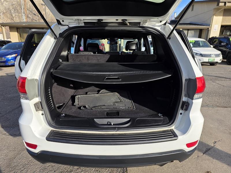 Jeep Grand Cherokee Laredo 2WD 2015