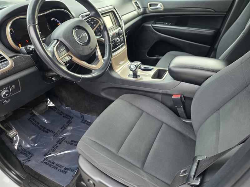 Jeep Grand Cherokee Laredo 2WD 2015