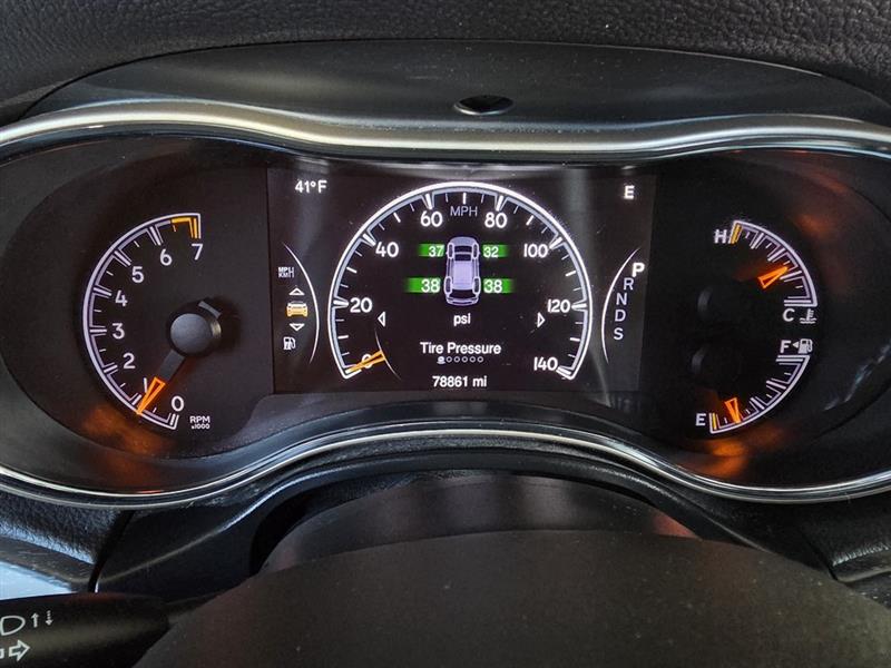 Jeep Grand Cherokee Laredo 2WD 2015