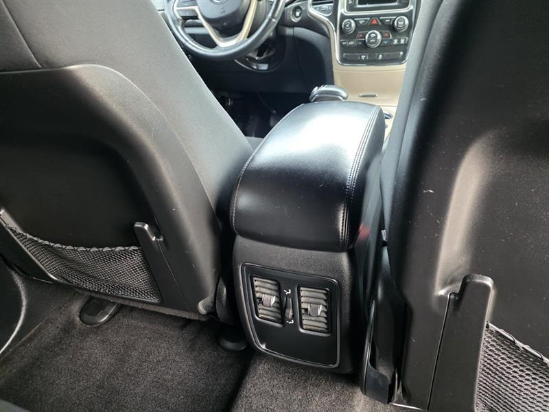 Jeep Grand Cherokee Laredo 2WD 2015