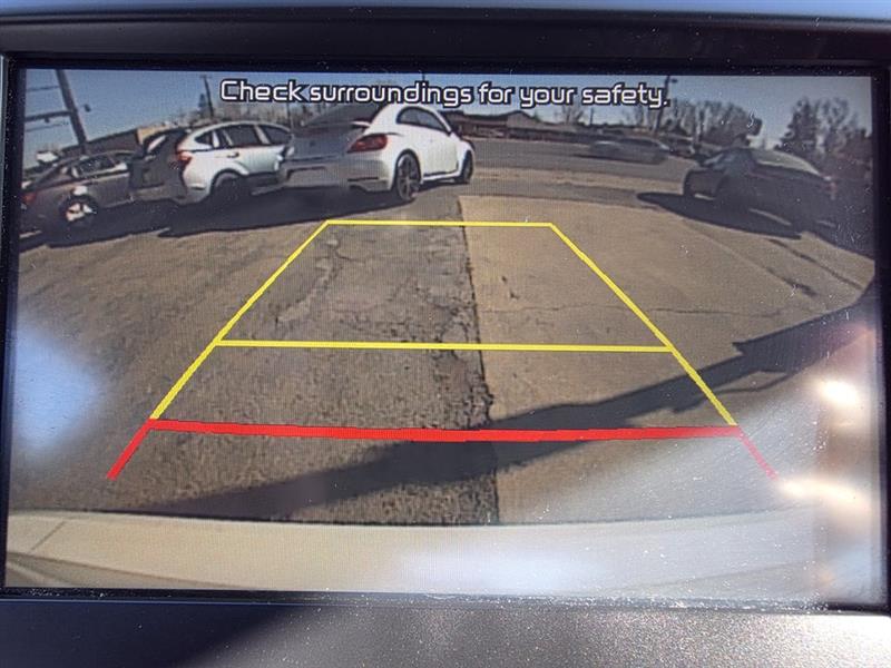 Kia Forte 5-Door LX 2017